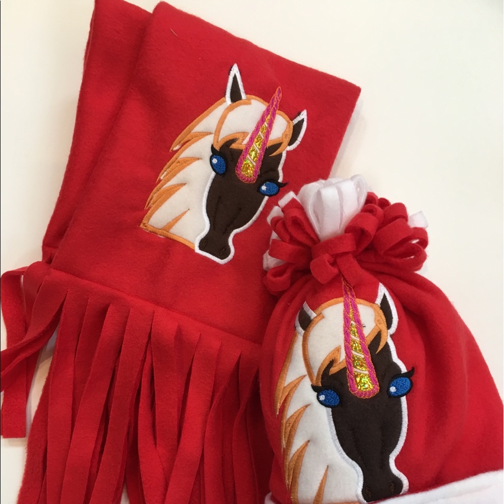 Fleece Horse Hat and Scarf
